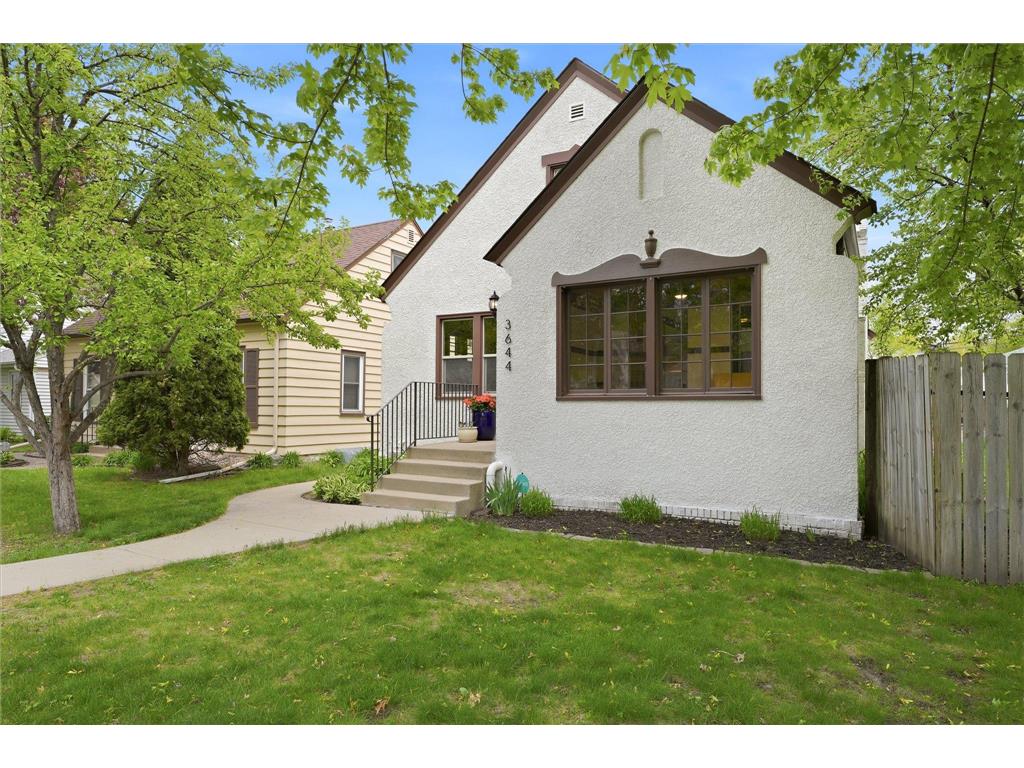 3644 Hubbard Avenue N Robbinsdale MN 55422 7072873 image1