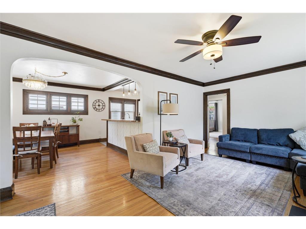 3644 Hubbard Avenue N Robbinsdale MN 55422 7072873 image12