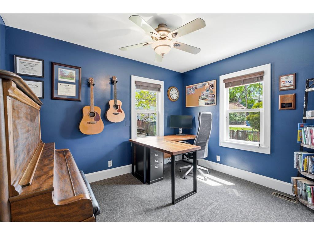 3644 Hubbard Avenue N Robbinsdale MN 55422 7072873 image13