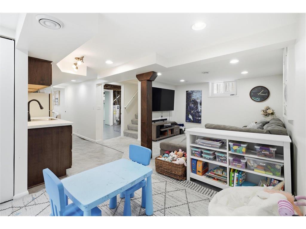 3644 Hubbard Avenue N Robbinsdale MN 55422 7072873 image33