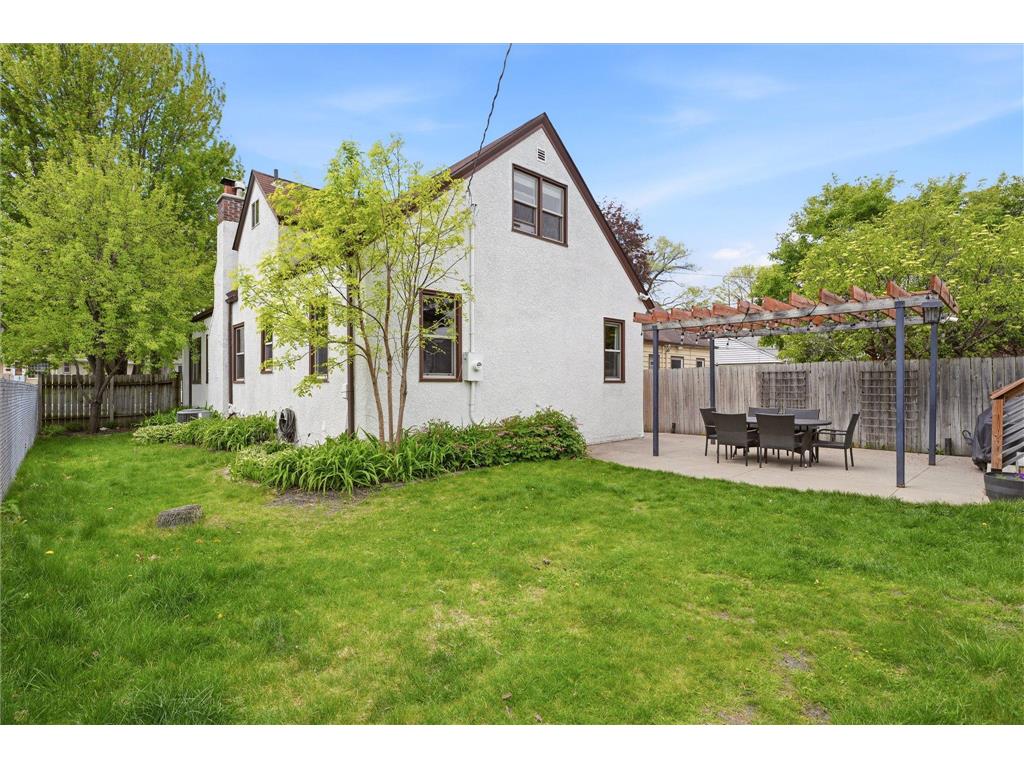3644 Hubbard Avenue N Robbinsdale MN 55422 7072873 image39