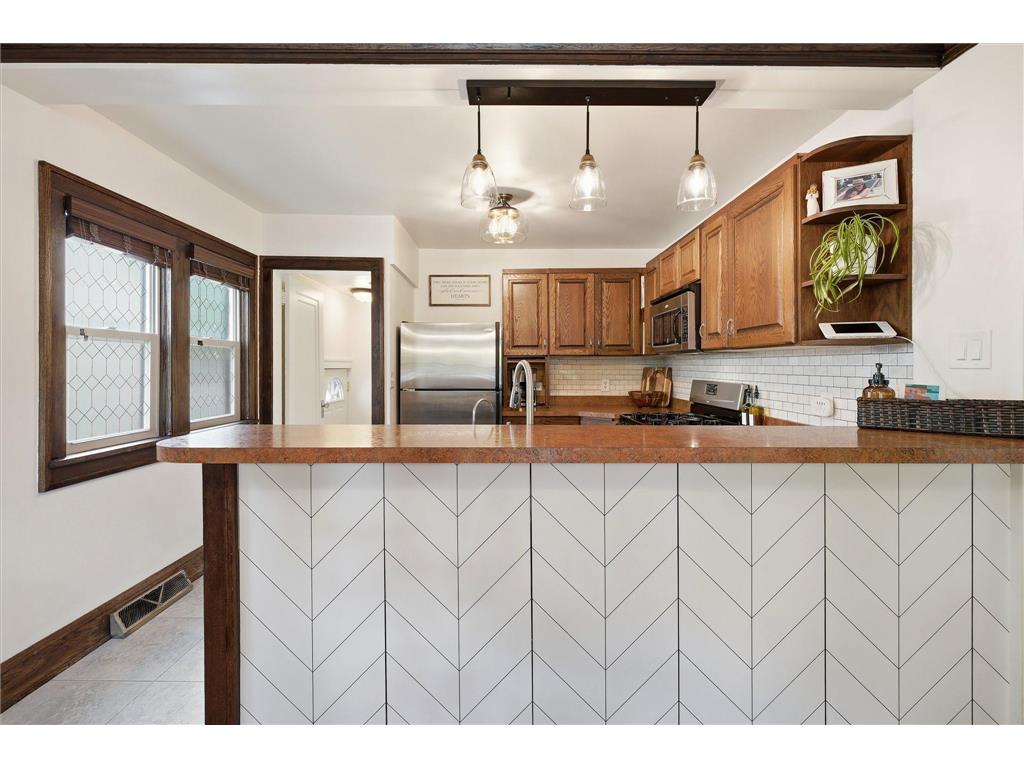 3644 Hubbard Avenue N Robbinsdale MN 55422 7072873 image6
