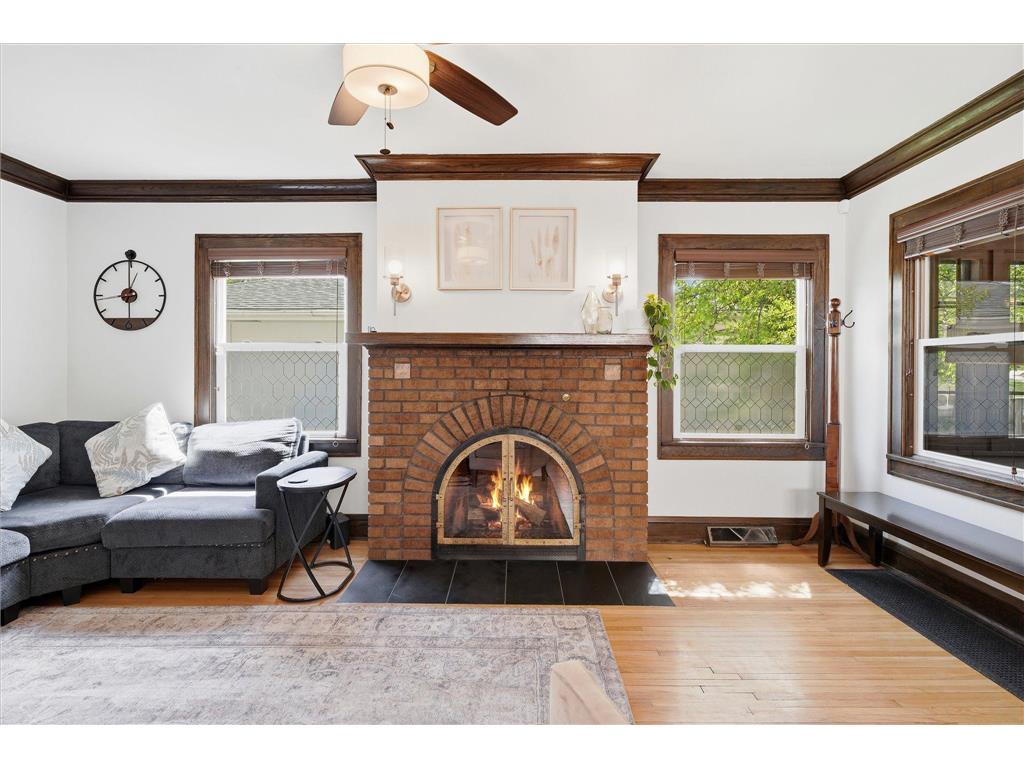 3644 Hubbard Avenue N Robbinsdale MN 55422 7072873 image8