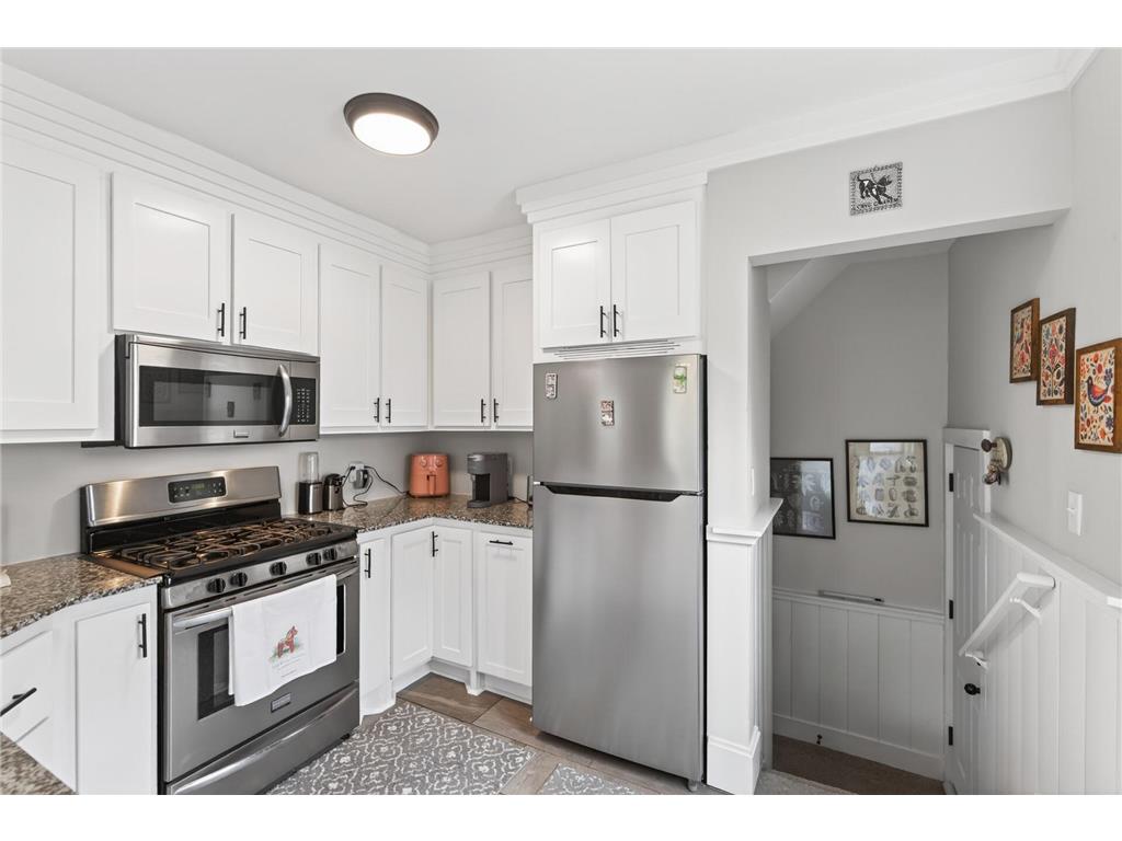 3647 Sheridan Avenue N Minneapolis MN 55412 7067967 image10