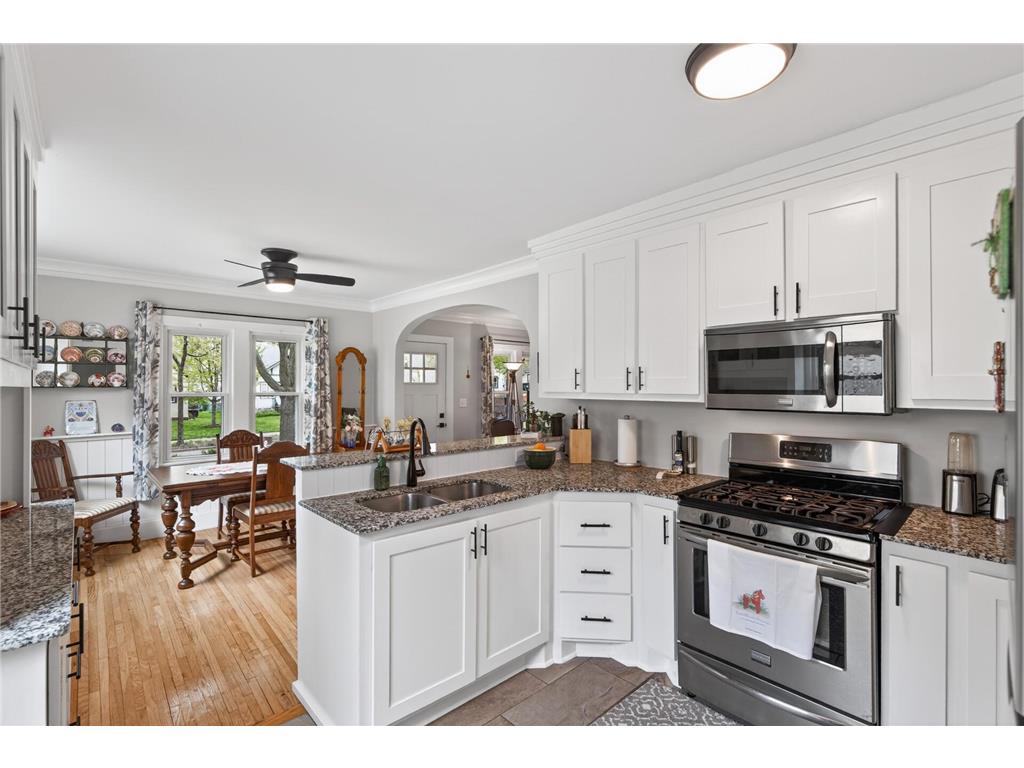 3647 Sheridan Avenue N Minneapolis MN 55412 7067967 image11
