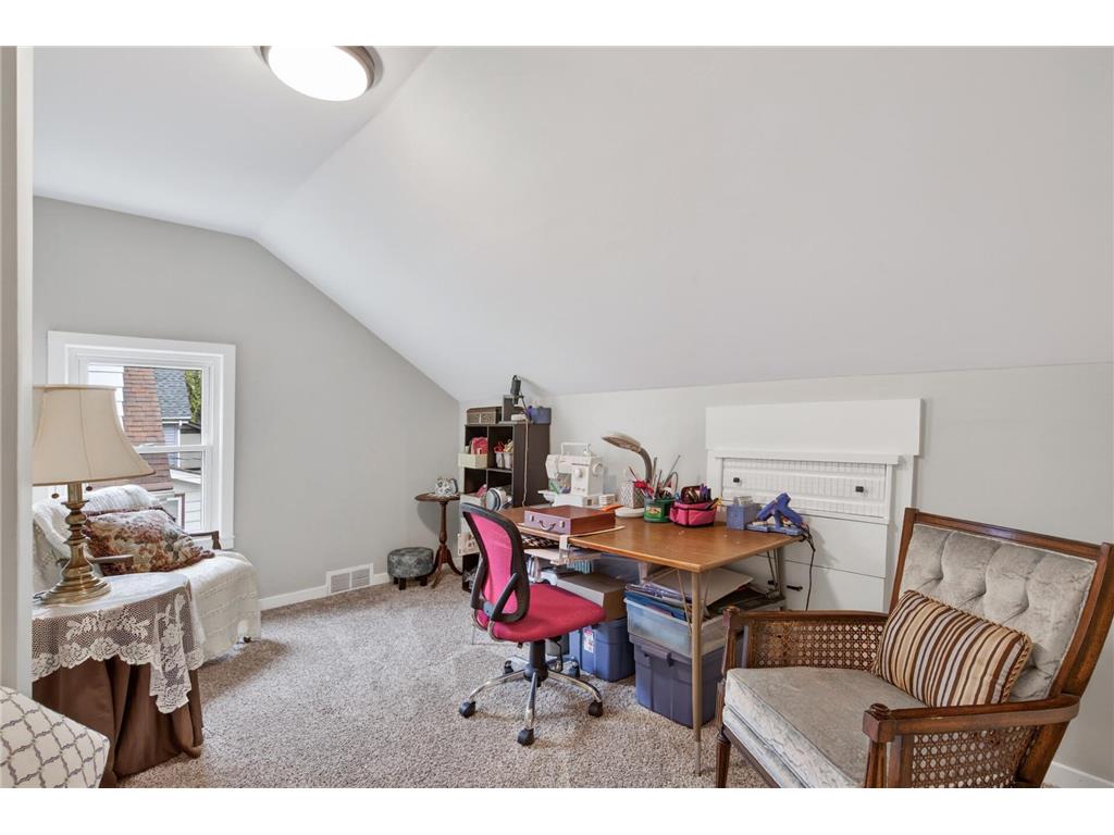 3647 Sheridan Avenue N Minneapolis MN 55412 7067967 image22