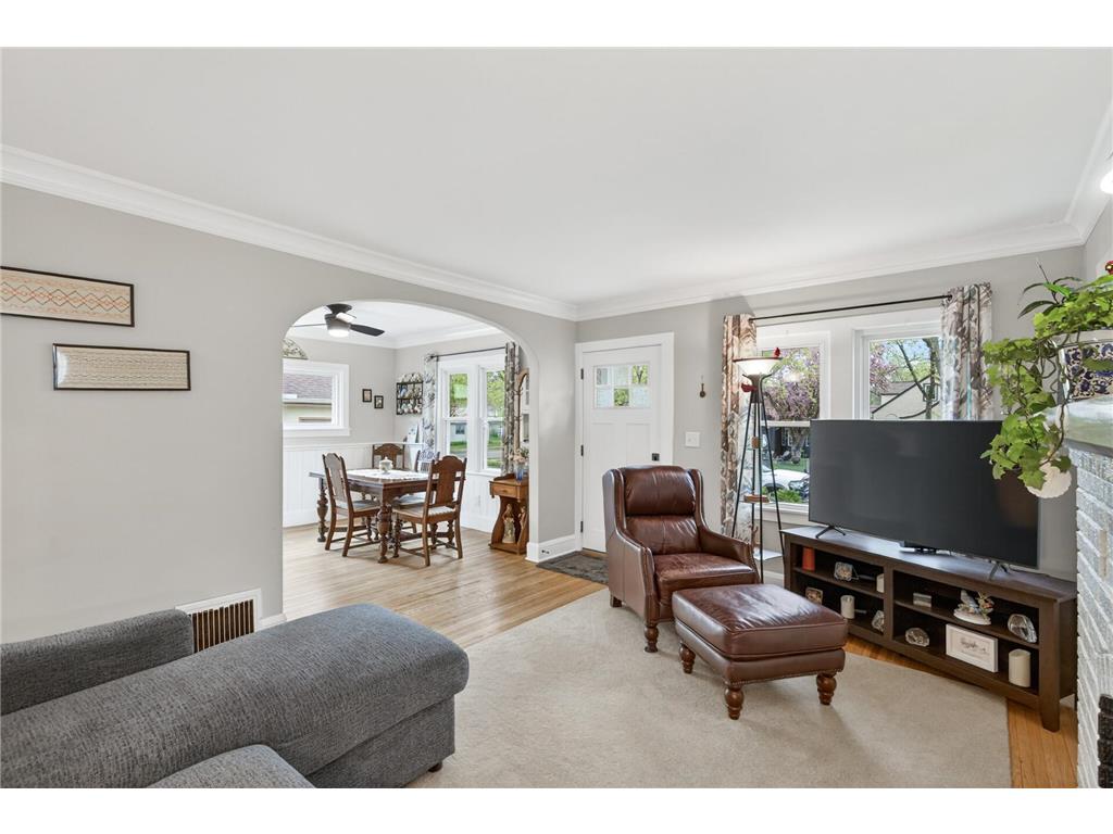 3647 Sheridan Avenue N Minneapolis MN 55412 7067967 image6
