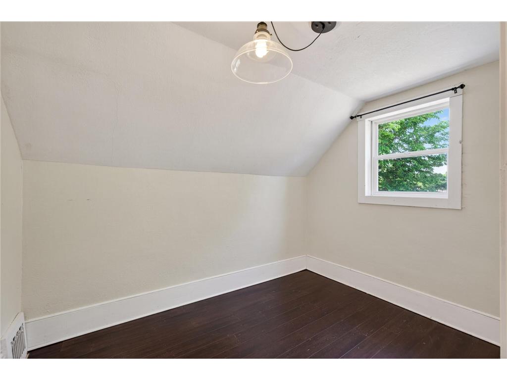 3647 Washburn Avenue N Minneapolis MN 55412 7077352 image23