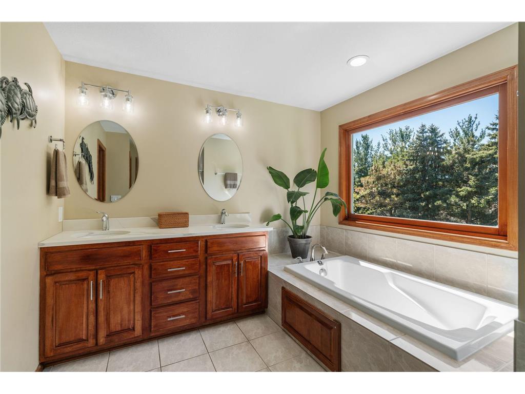 3648 Mount Vernon Lane Woodbury MN 55129 7066433 image48