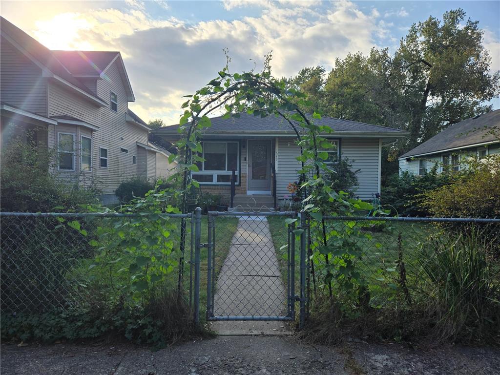 3649 Perry Avenue N Robbinsdale MN 55422 6733115 image1