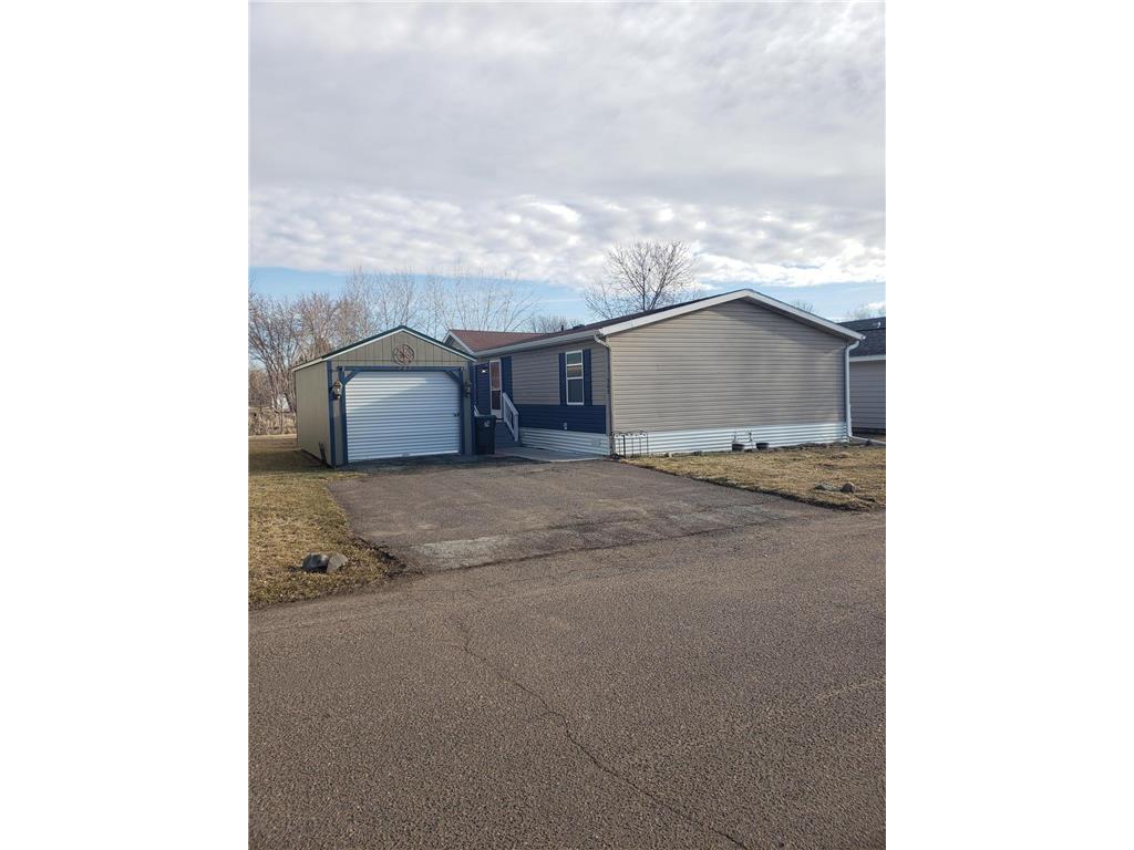 365 Andrews Street Rush City MN 55069 6695659 image1