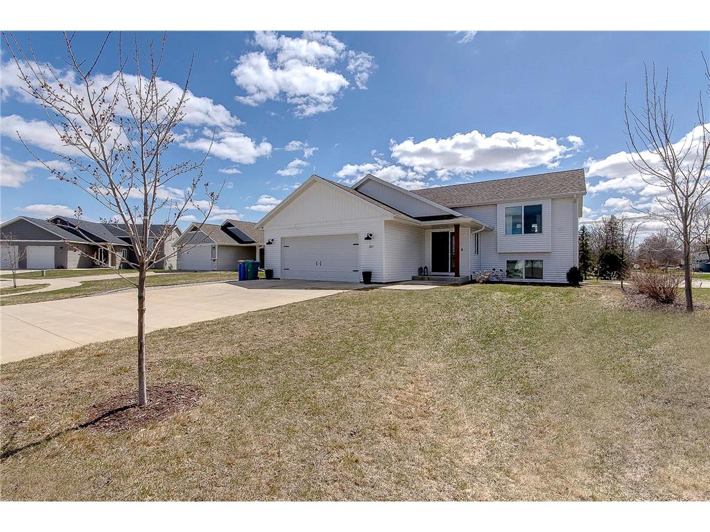 365 Autumn Hills Place NE Owatonna MN 55060 6705285 image1