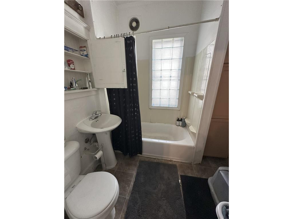 365 Case Avenue Saint Paul MN 55130 6787417 image9