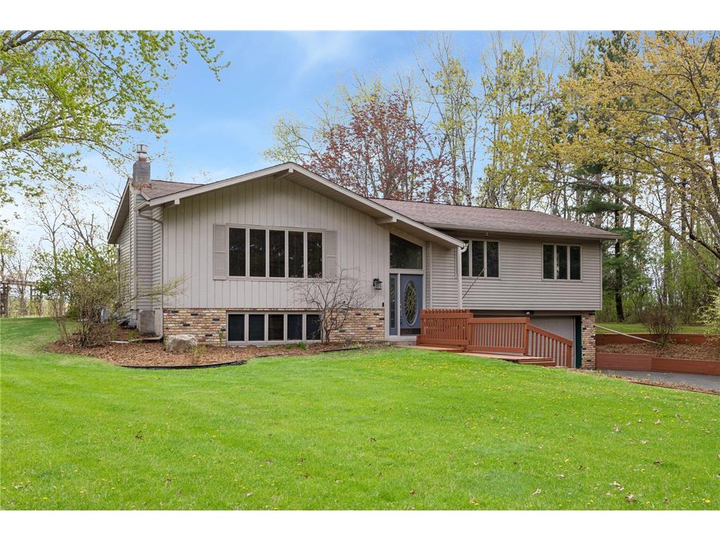 365 Casperson Drive Hudson WI 54016 7064285 image1