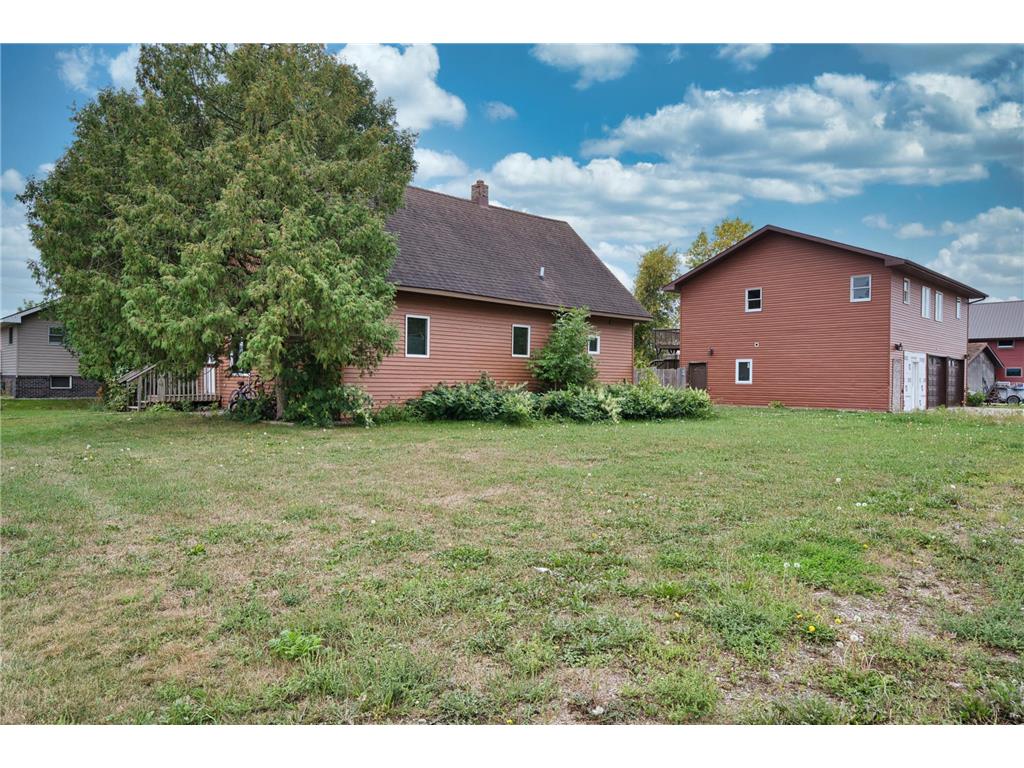 365 Columbus Avenue Cohasset MN 55721 6427471 image1