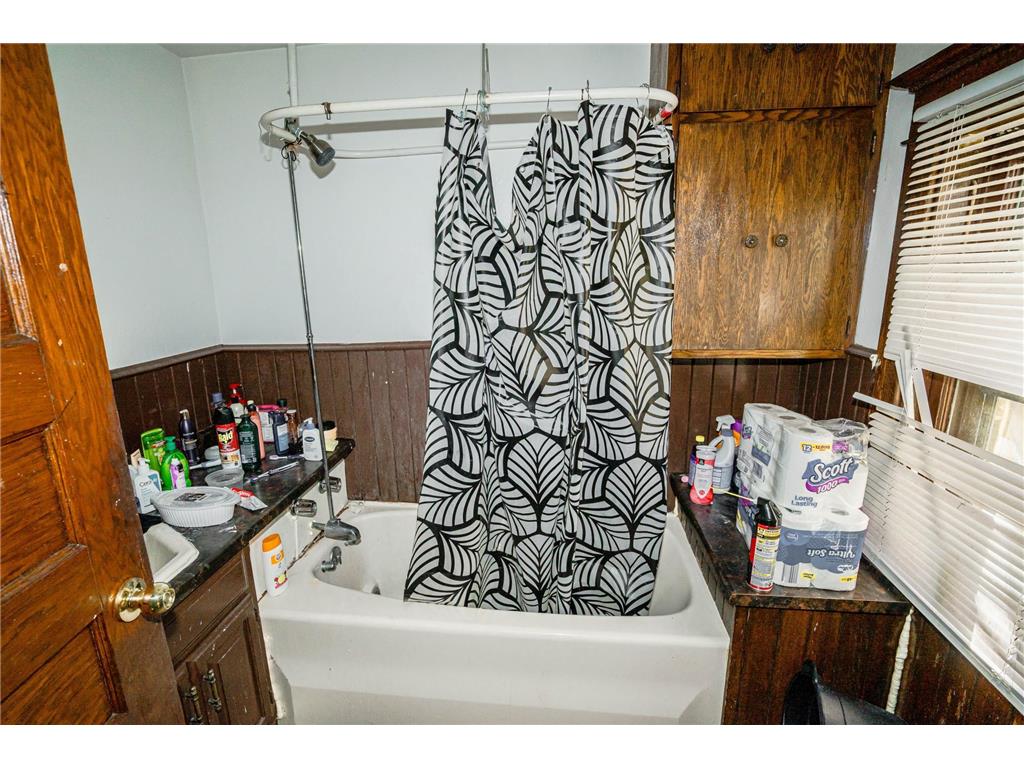 365 Earl Street Saint Paul MN 55106 6808041 image14