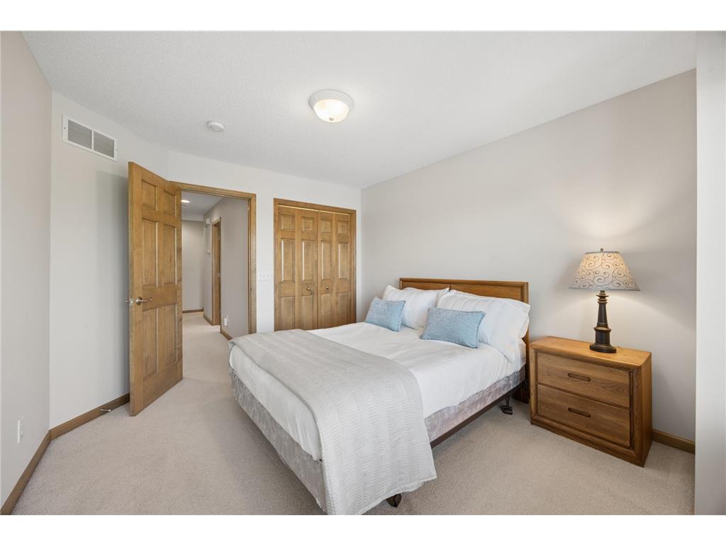 365 Willoughby Way W Minnetonka MN 55305 7081765 image26