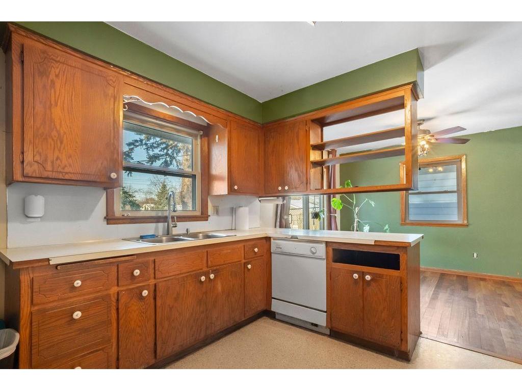3652 Lincoln Street NE Minneapolis MN 55418 7007692 image5