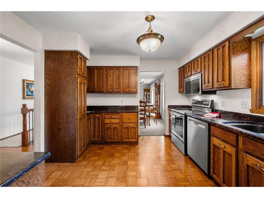 3653 Grenadier Trail N Oakdale MN 55128 7084044 image12