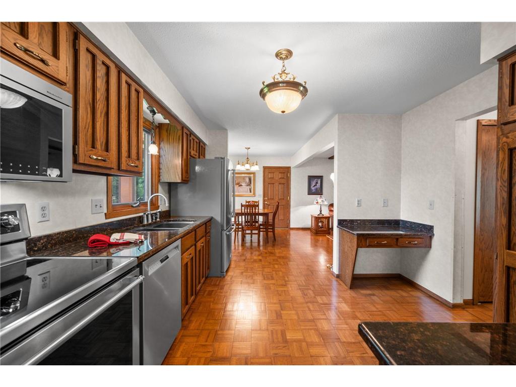 3653 Grenadier Trail N Oakdale MN 55128 7084044 image14