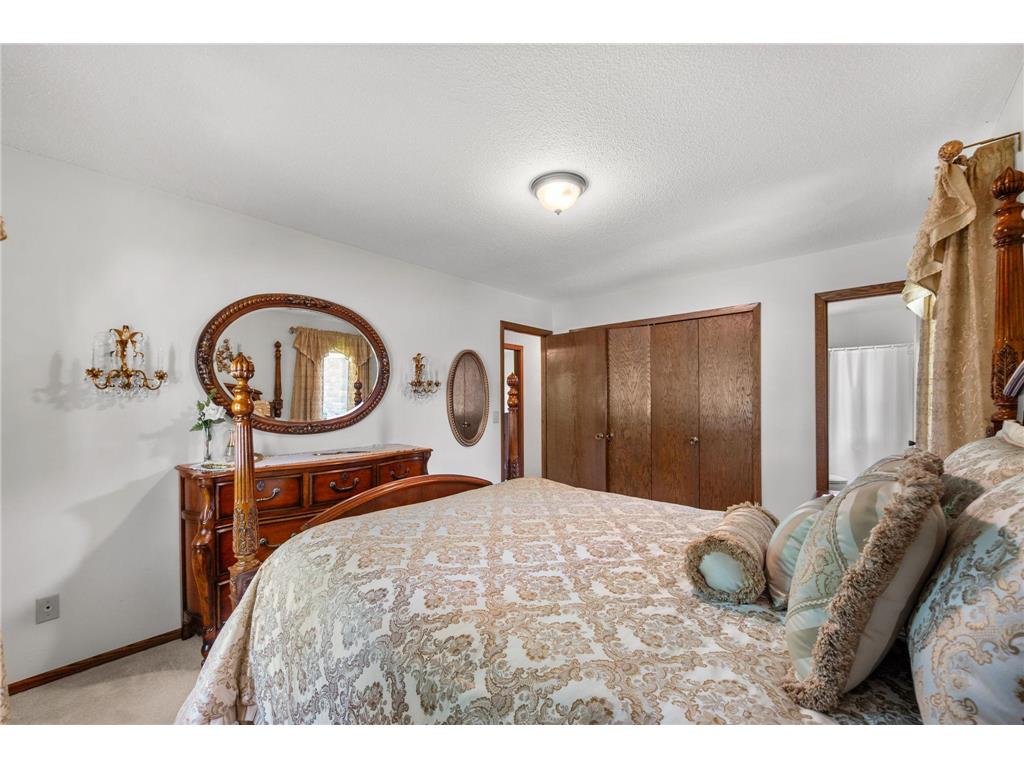 3653 Grenadier Trail N Oakdale MN 55128 7084044 image26