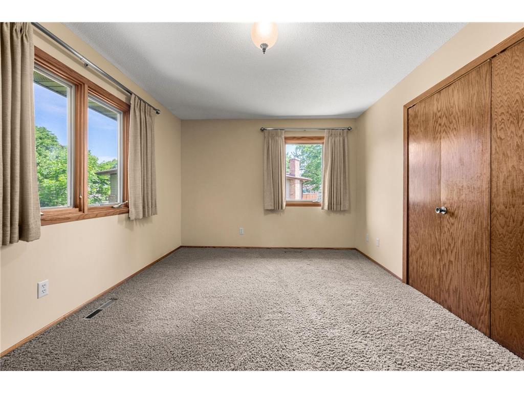 3653 Grenadier Trail N Oakdale MN 55128 7084044 image29