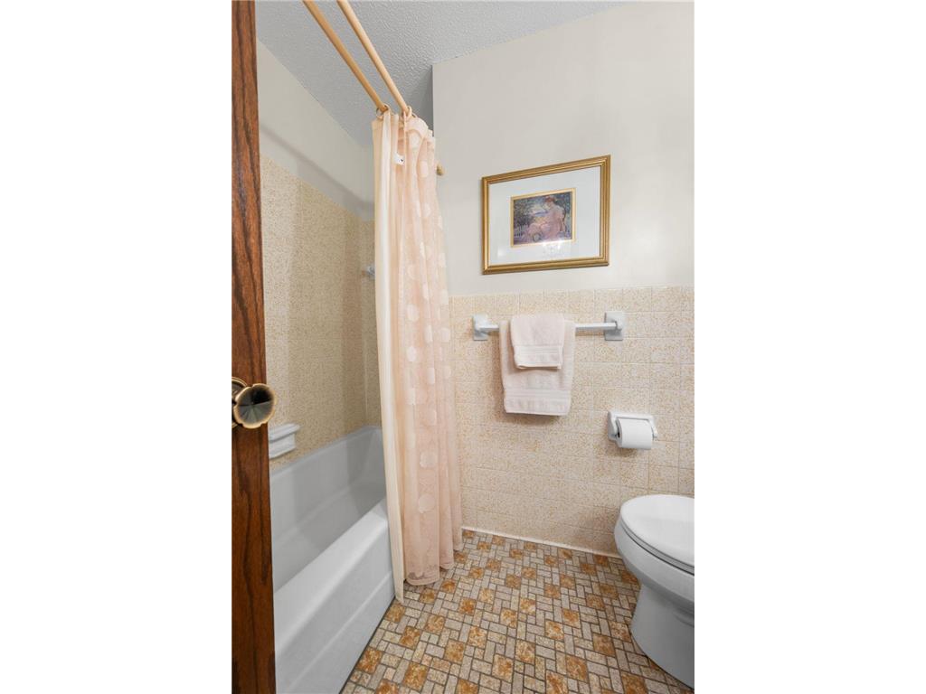 3653 Grenadier Trail N Oakdale MN 55128 7084044 image32