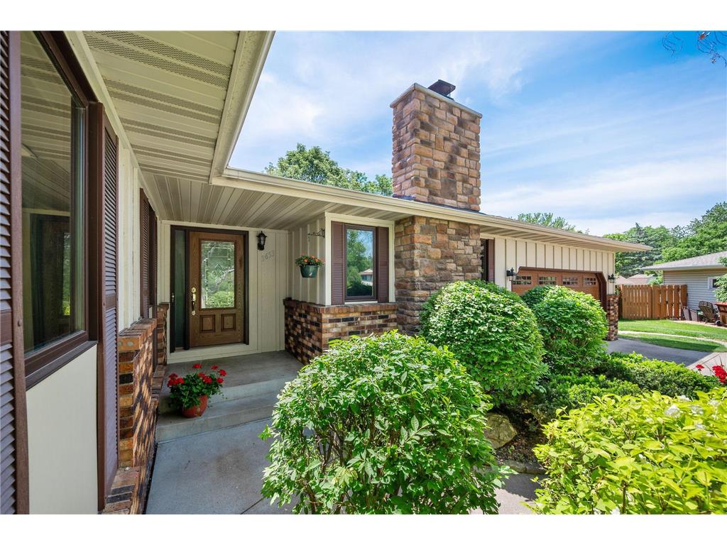 3653 Grenadier Trail N Oakdale MN 55128 7084044 image5