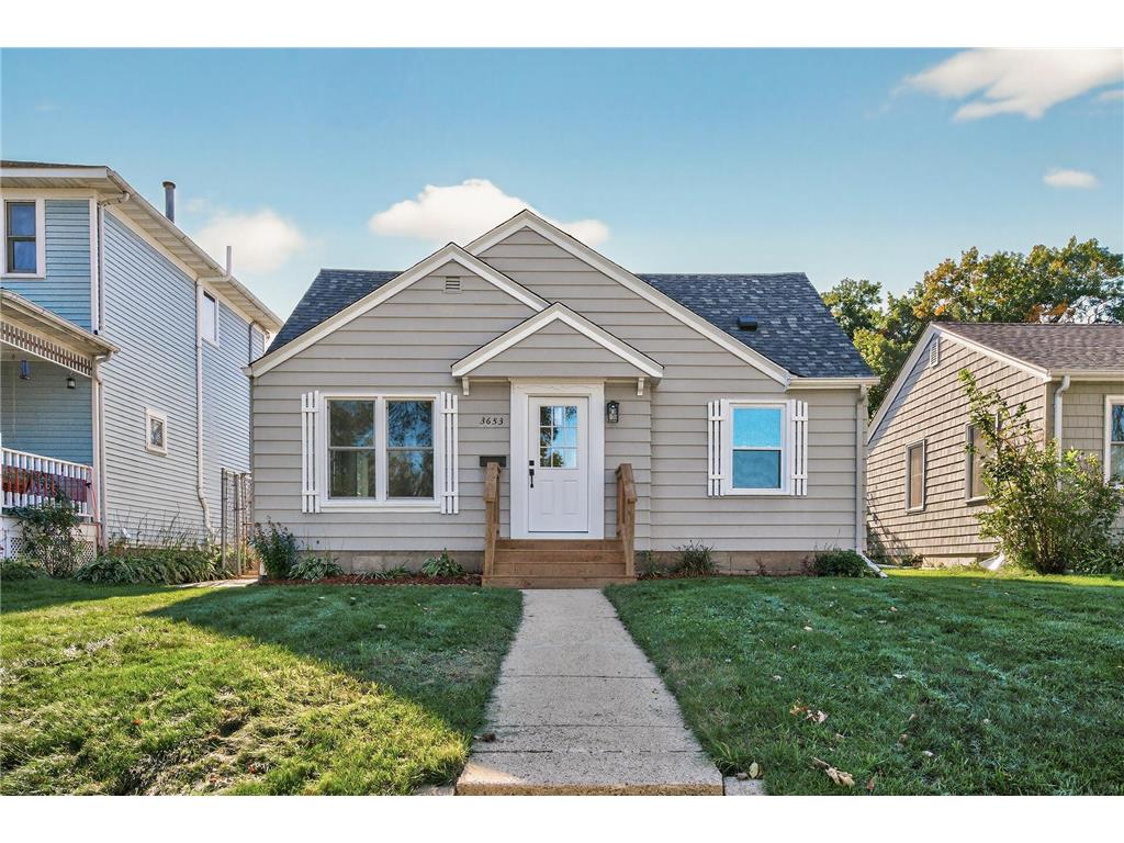 3653 Hubbard Avenue N Robbinsdale MN 55422 6804596 image1