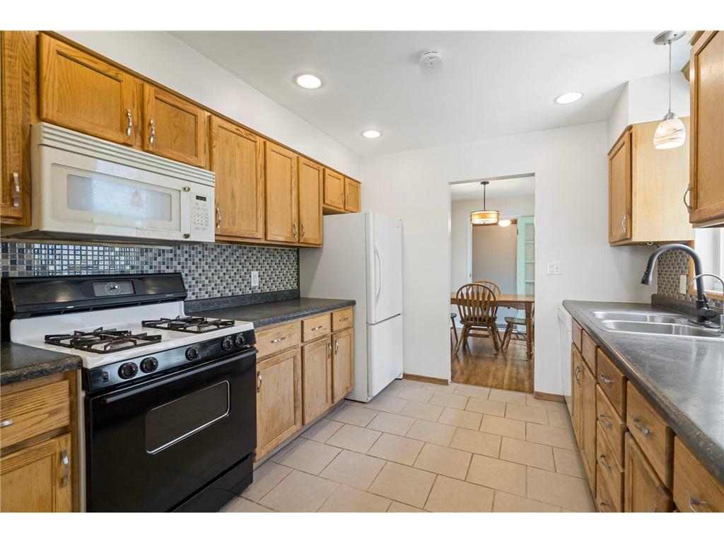 3653 Lee Avenue N Robbinsdale MN 55422 7069811 image12