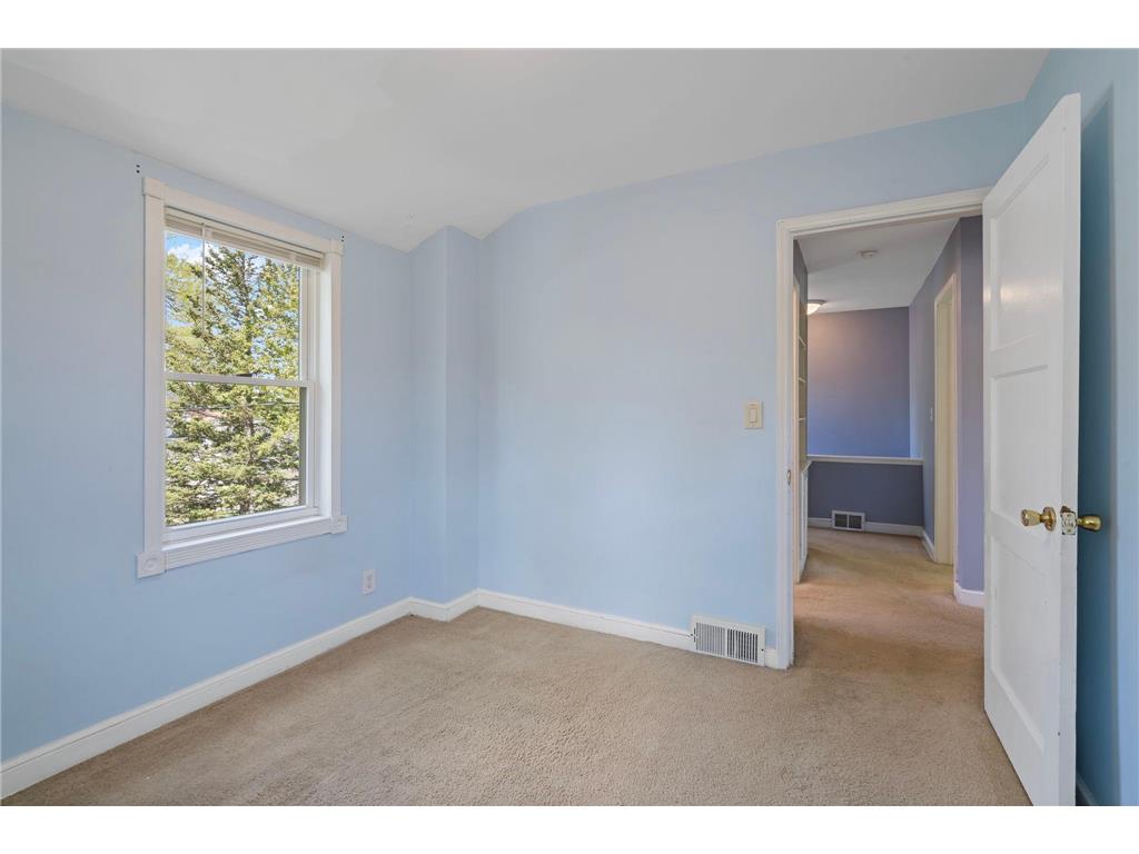 3653 Lee Avenue N Robbinsdale MN 55422 7069811 image22