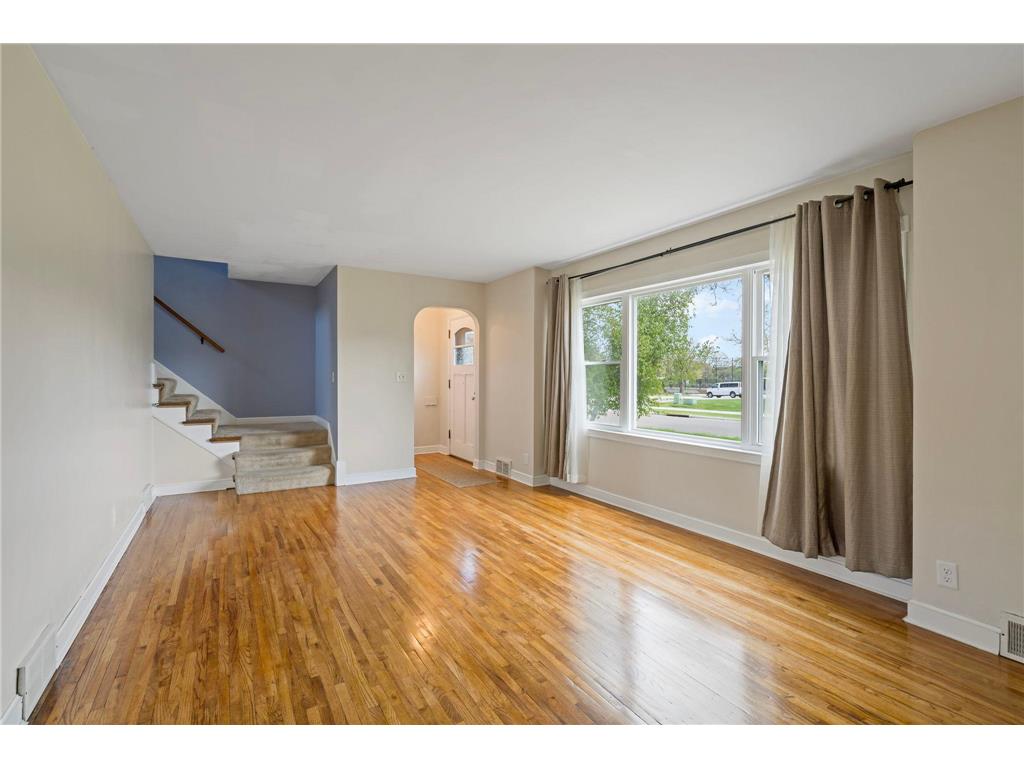 3653 Lee Avenue N Robbinsdale MN 55422 7069811 image3
