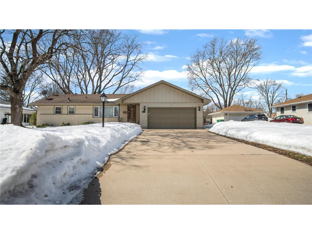 3657 Brunswick Avenue N Crystal MN 55422 6347694 image1
