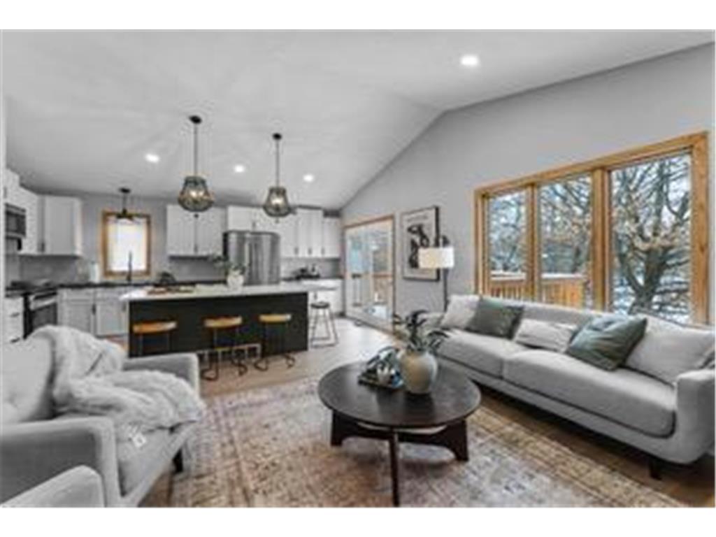 3657 Falcon Way Eagan MN 55123 7012974 image1