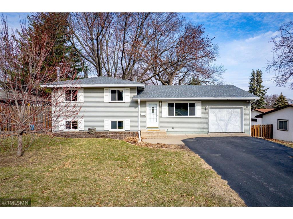 3657 Hillsboro Avenue N New Hope MN 55427 6699340 image1