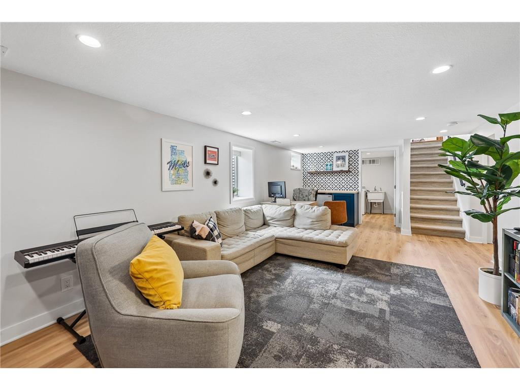 3658 Pierce Street NE Minneapolis MN 55418 7044871 image19