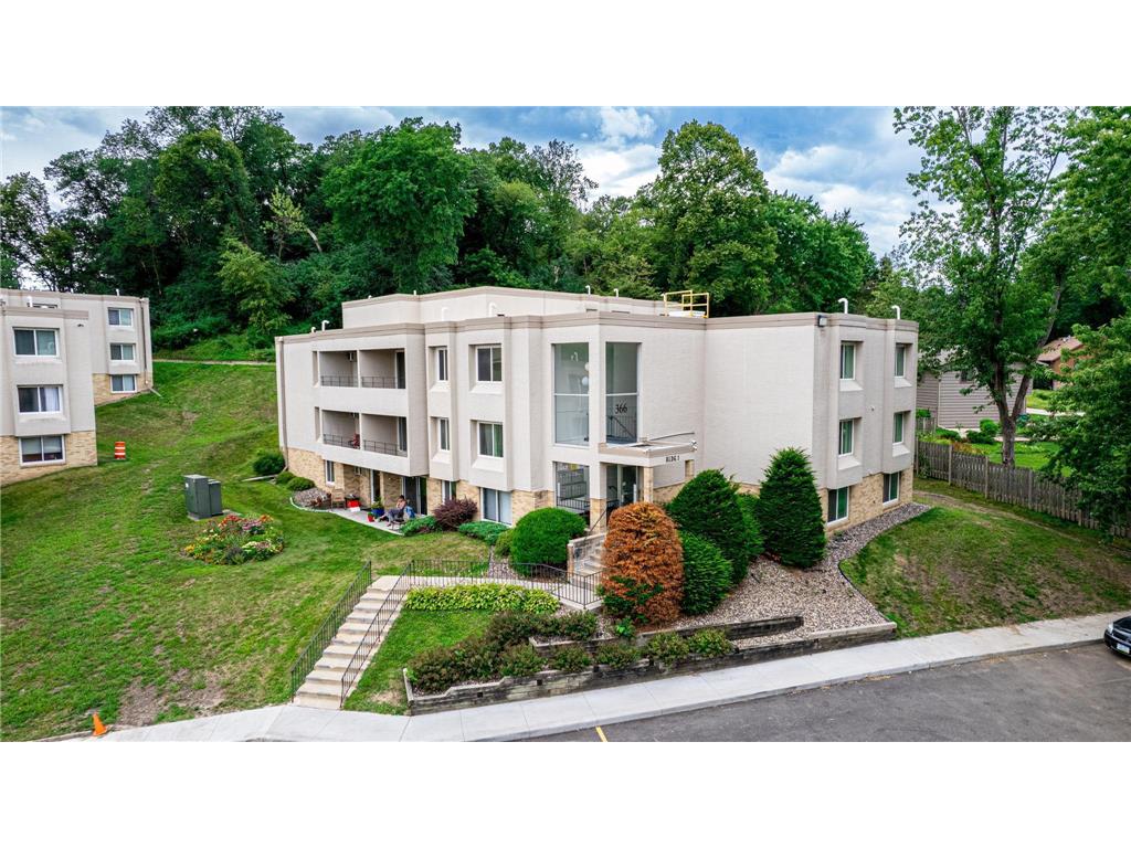 366 Elton Hills Drive NW 16, Rochester, MN, 55901 MLS 6242041