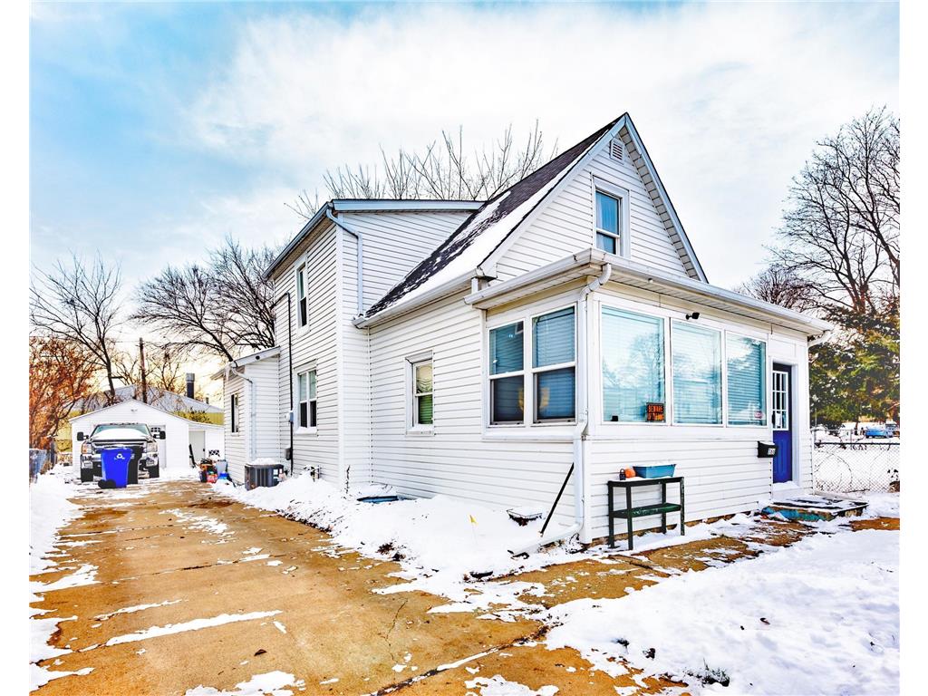 366 Topping Street Saint Paul MN 55117 7053400 image1