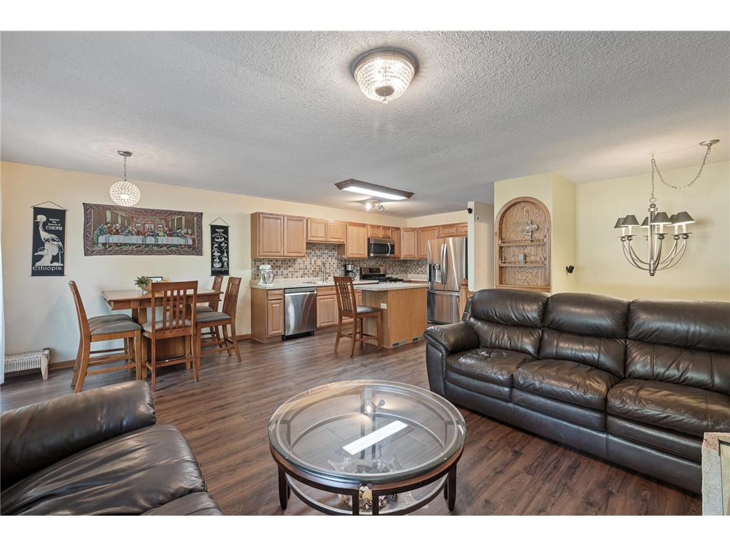 3661 Denmark Avenue Eagan MN 55123 6460847 image1