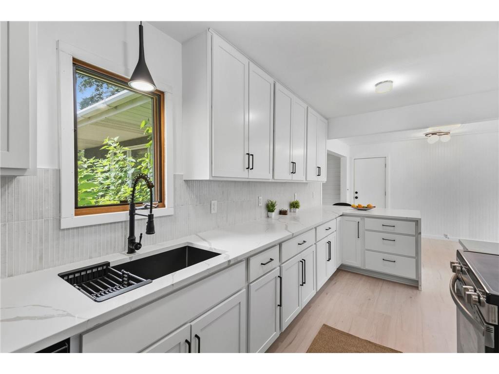 3662 Robin Lane Minnetonka MN 55305 7113815 image15