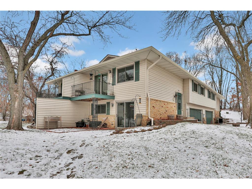 3663 Granada Circle N Oakdale MN 55128 6473995 image1