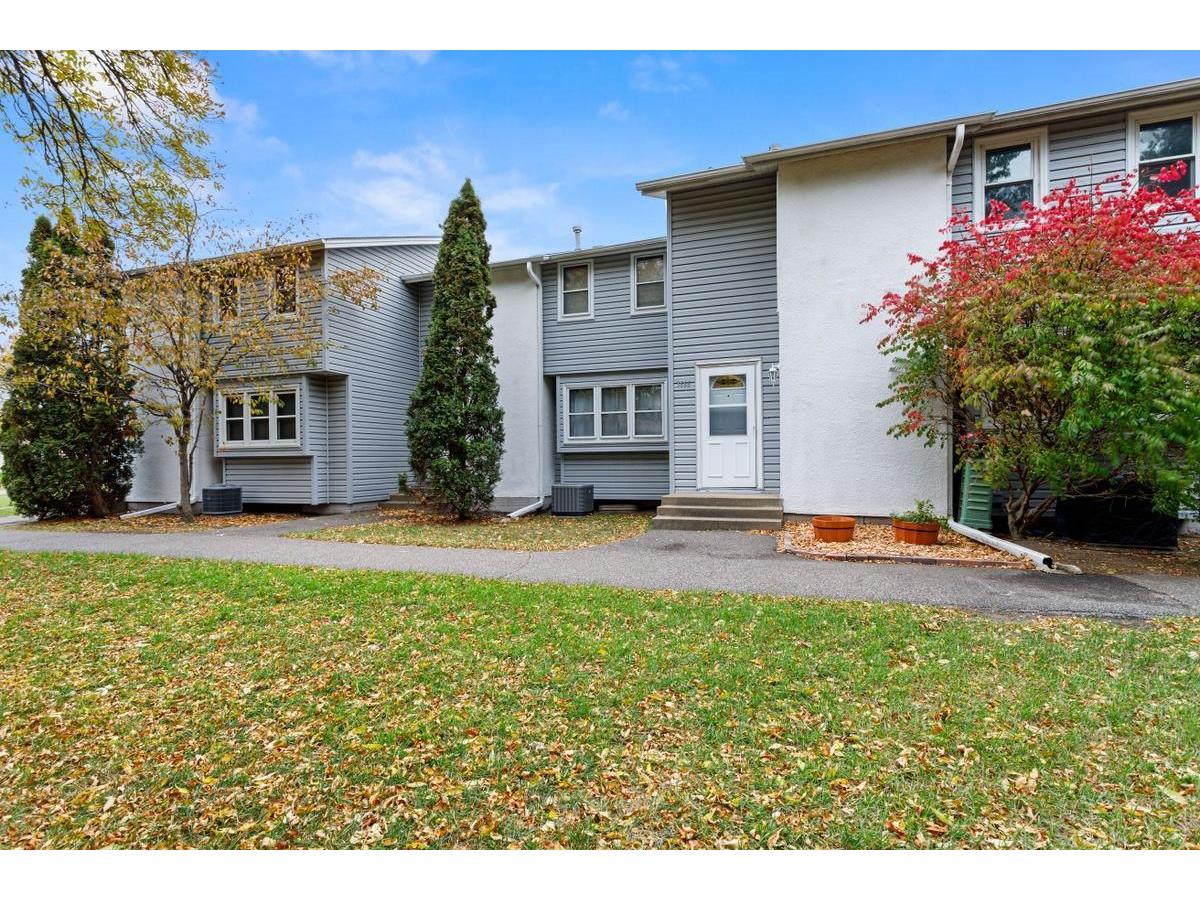 3666 Brookdale Drive N Brooklyn Park MN 55443 6120865 image1