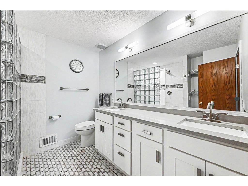 3667 143rd Street W Rosemount MN 55068 7082208 image16
