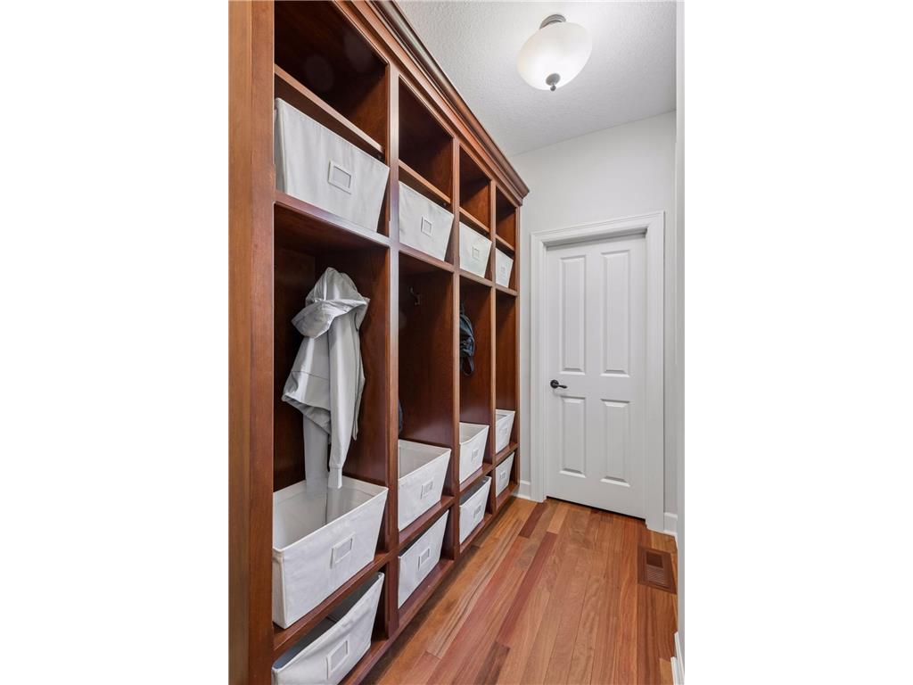3667 Lerive Way Chaska MN 55318 - Bavaria 7084133 image33