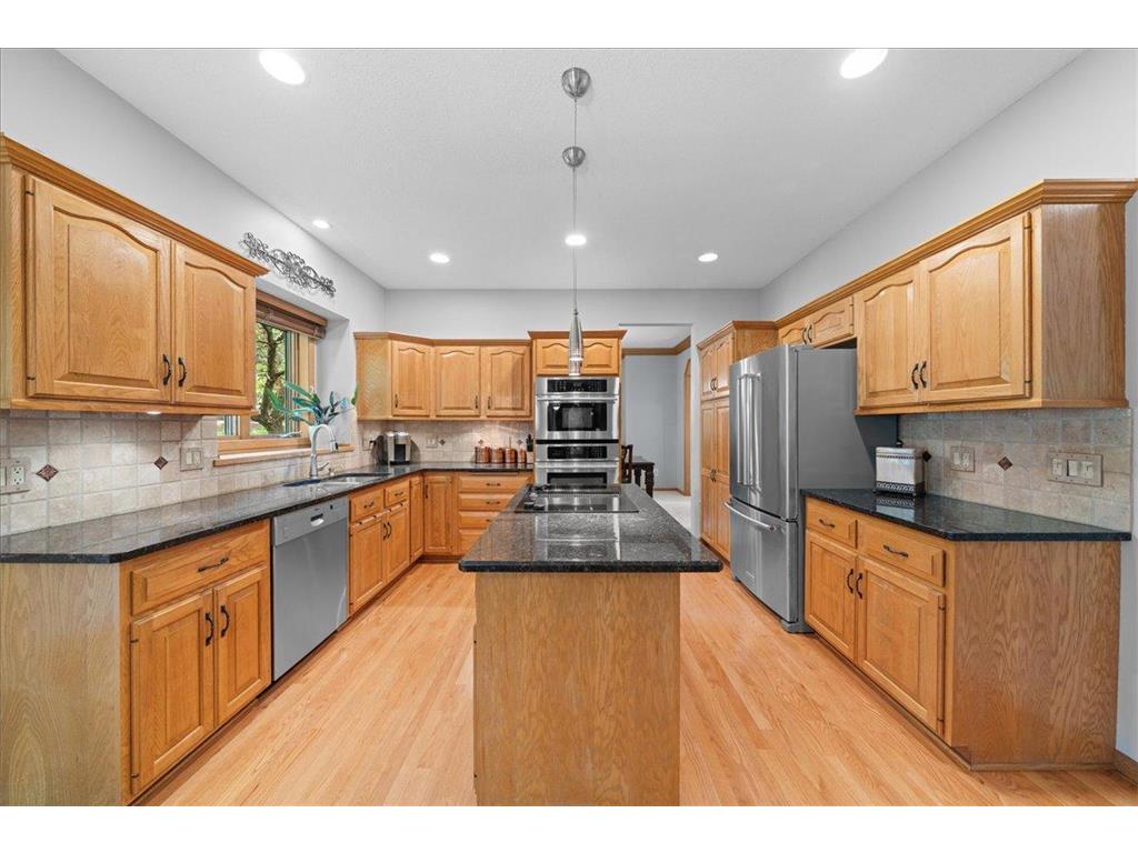 3667 Woodland Trail Eagan MN 55123 7087958 image6