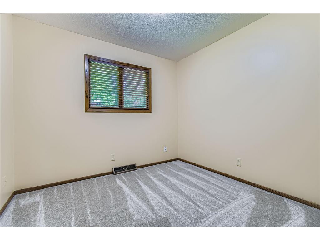 367 Foster Street River Falls WI 54022 7050261 image17
