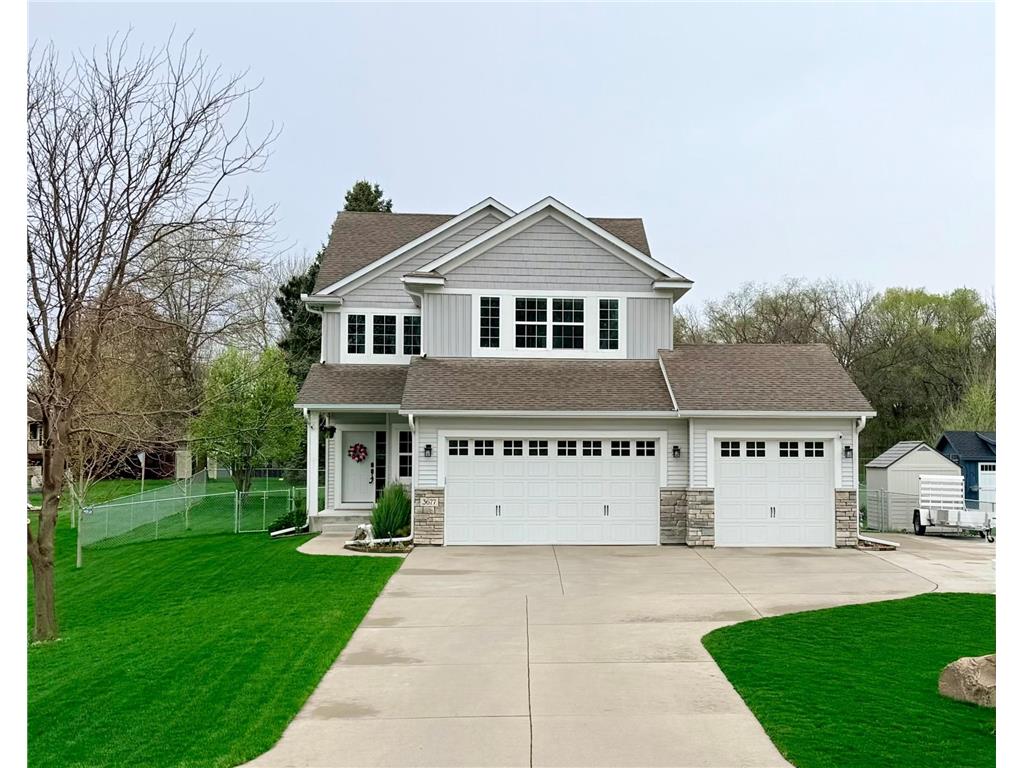 3677 Edgerton Street Vadnais Heights MN 55127 7043257 image1