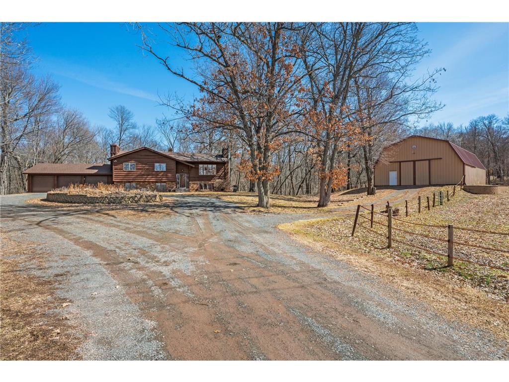 368 280th Street East Farmington WI 54020 7039717 image1