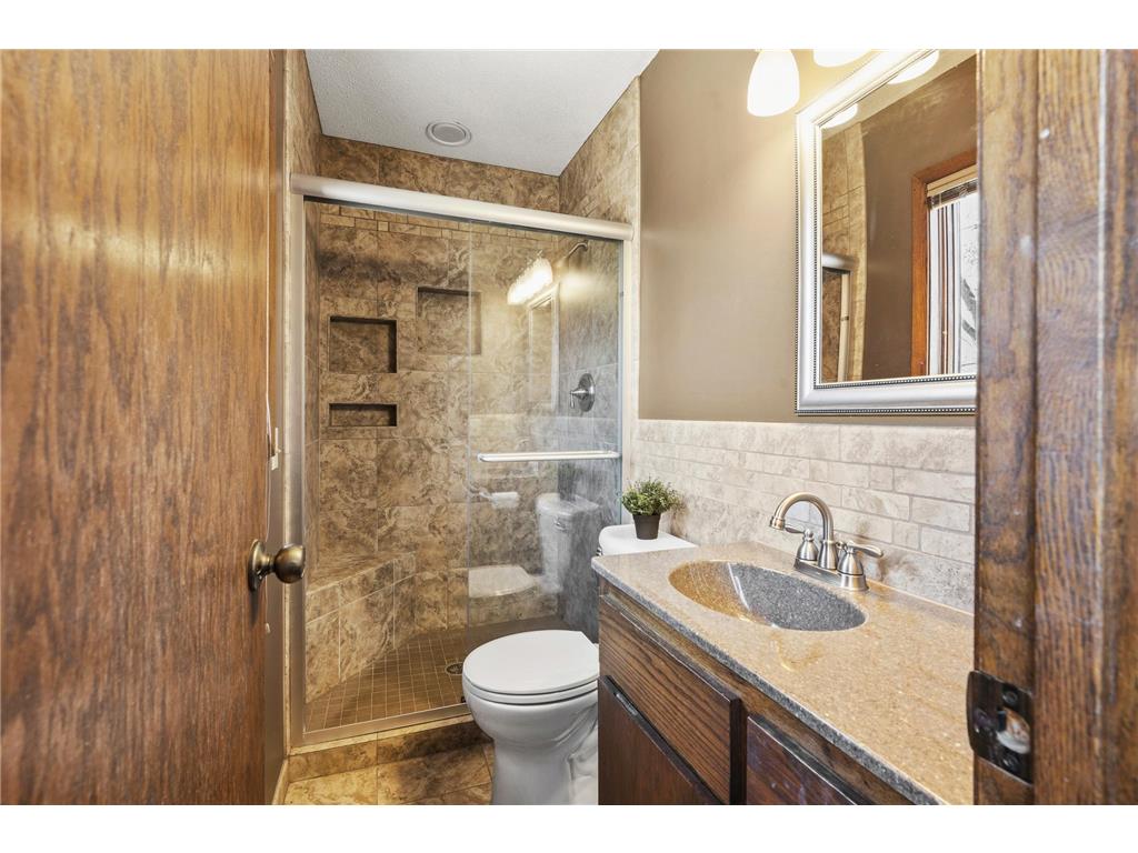 368 280th Street East Farmington WI 54020 7039717 image20