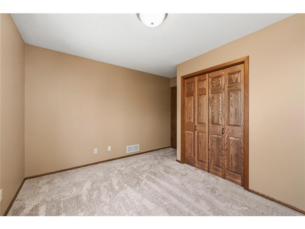 368 280th Street East Farmington WI 54020 7039717 image25
